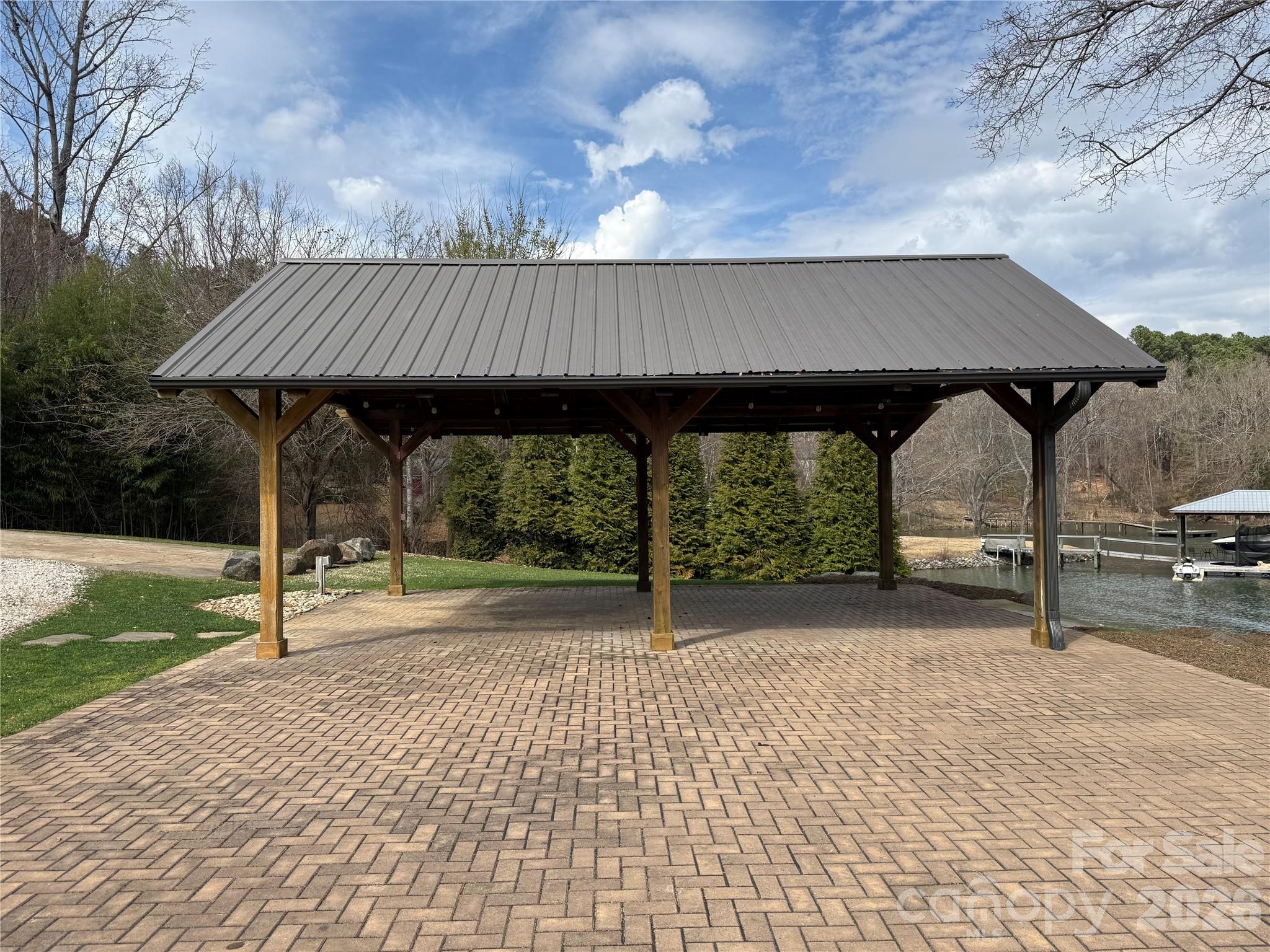 Lake Wylie - Land