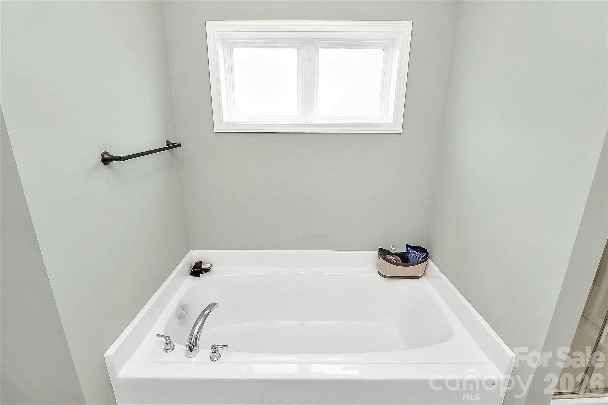 Lauren Pines - Residential