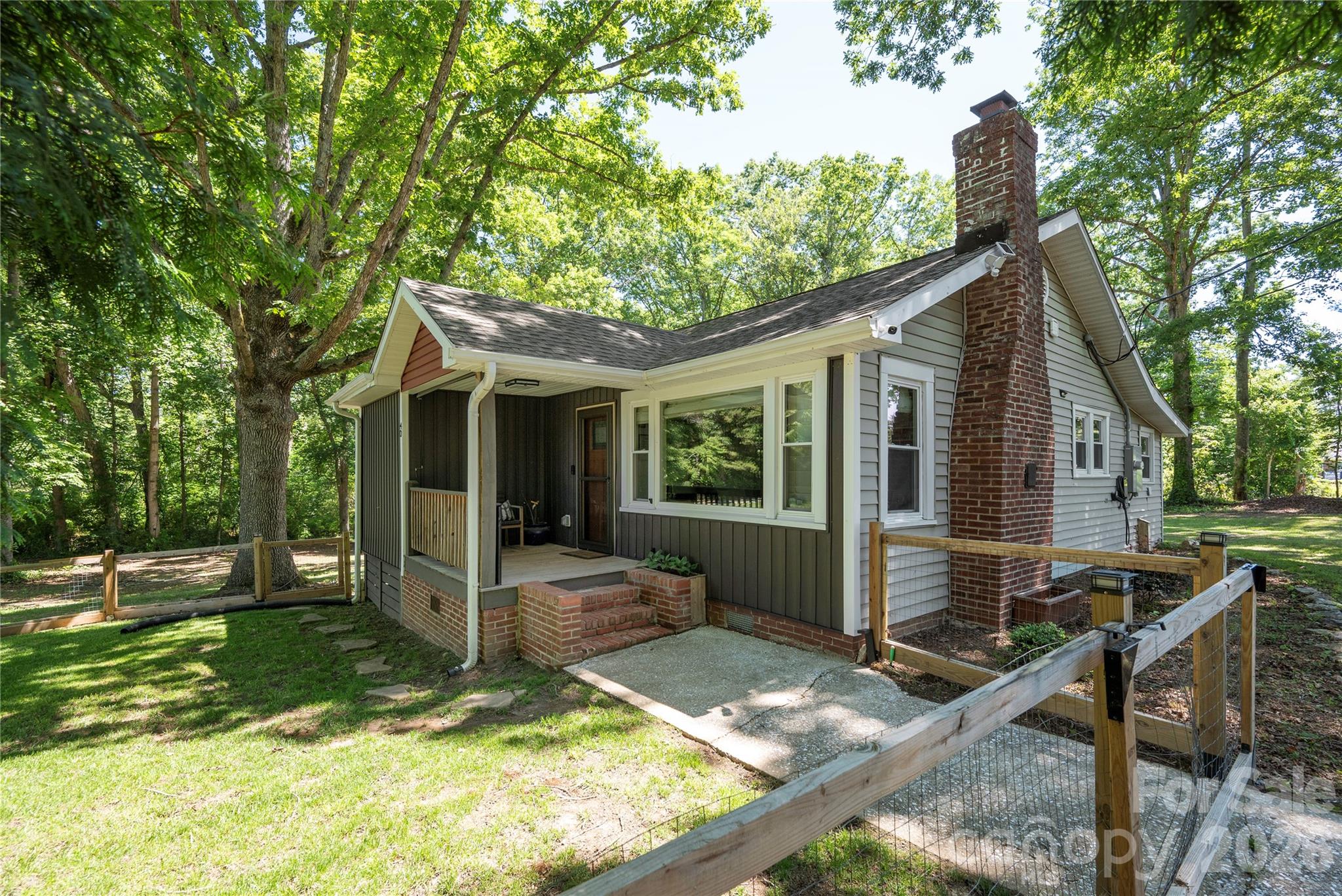 Mountain Home - Residential