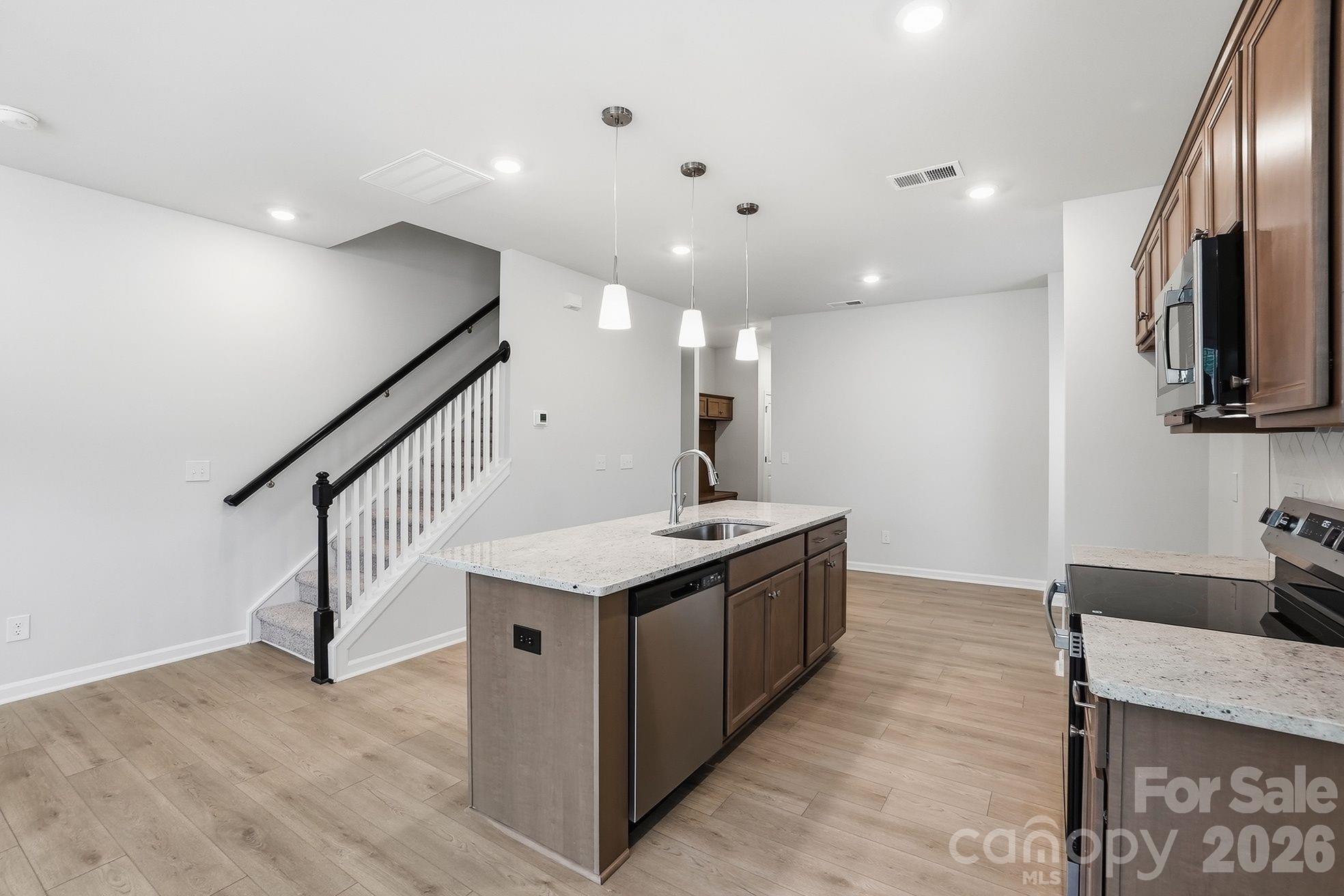 Sloan Station - Residential