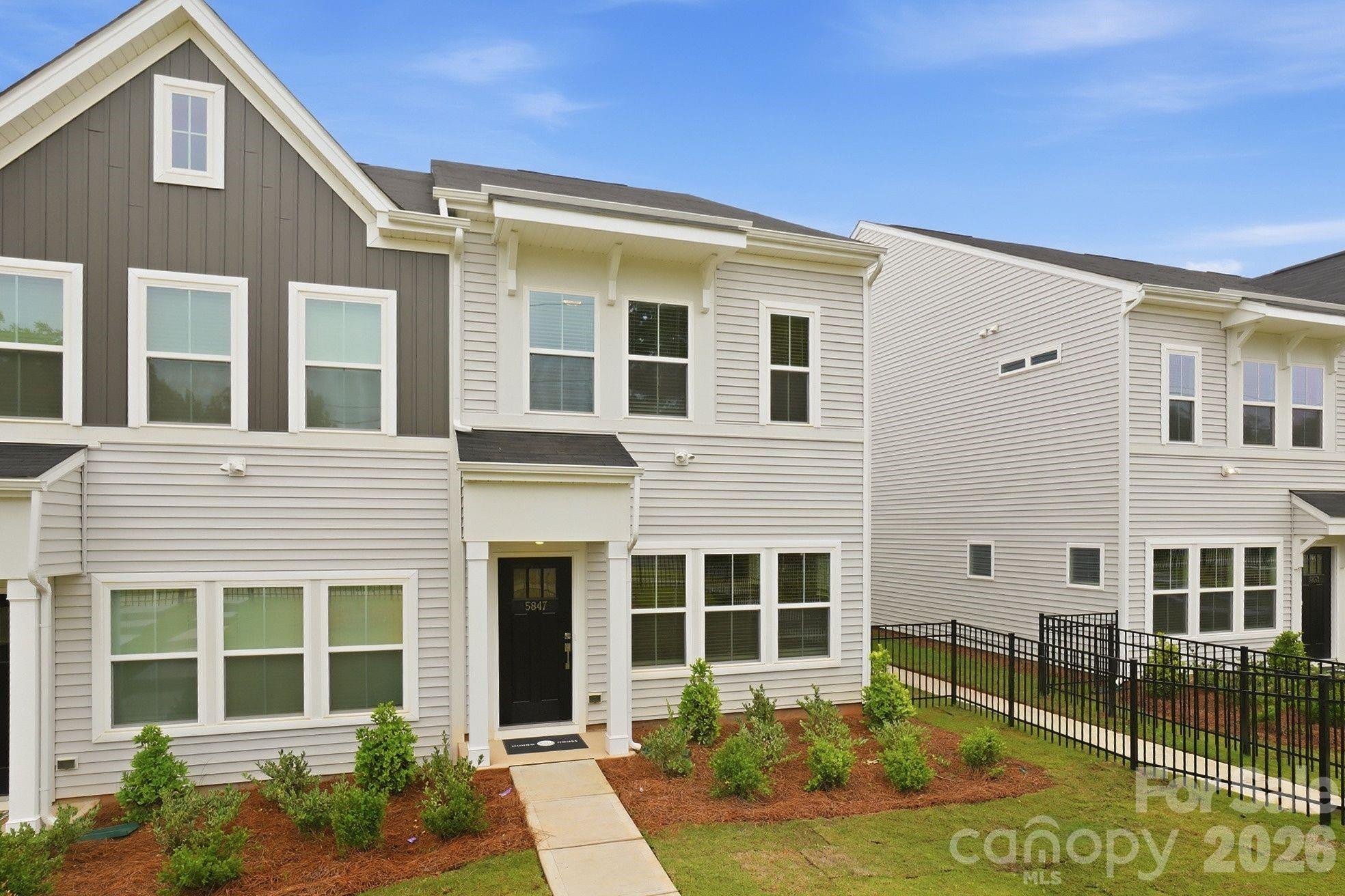 Sloan Station - Residential