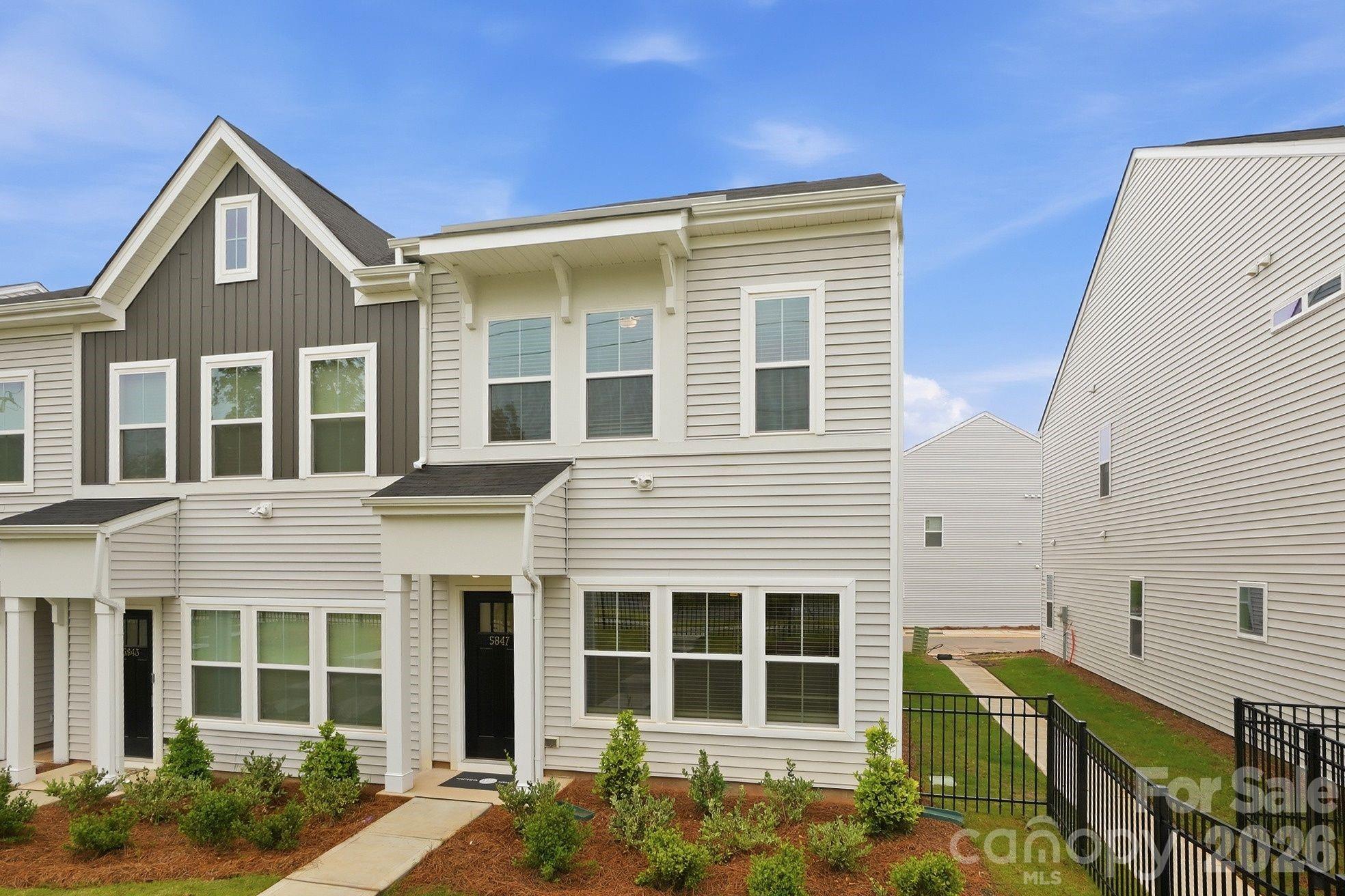 Sloan Station - Residential