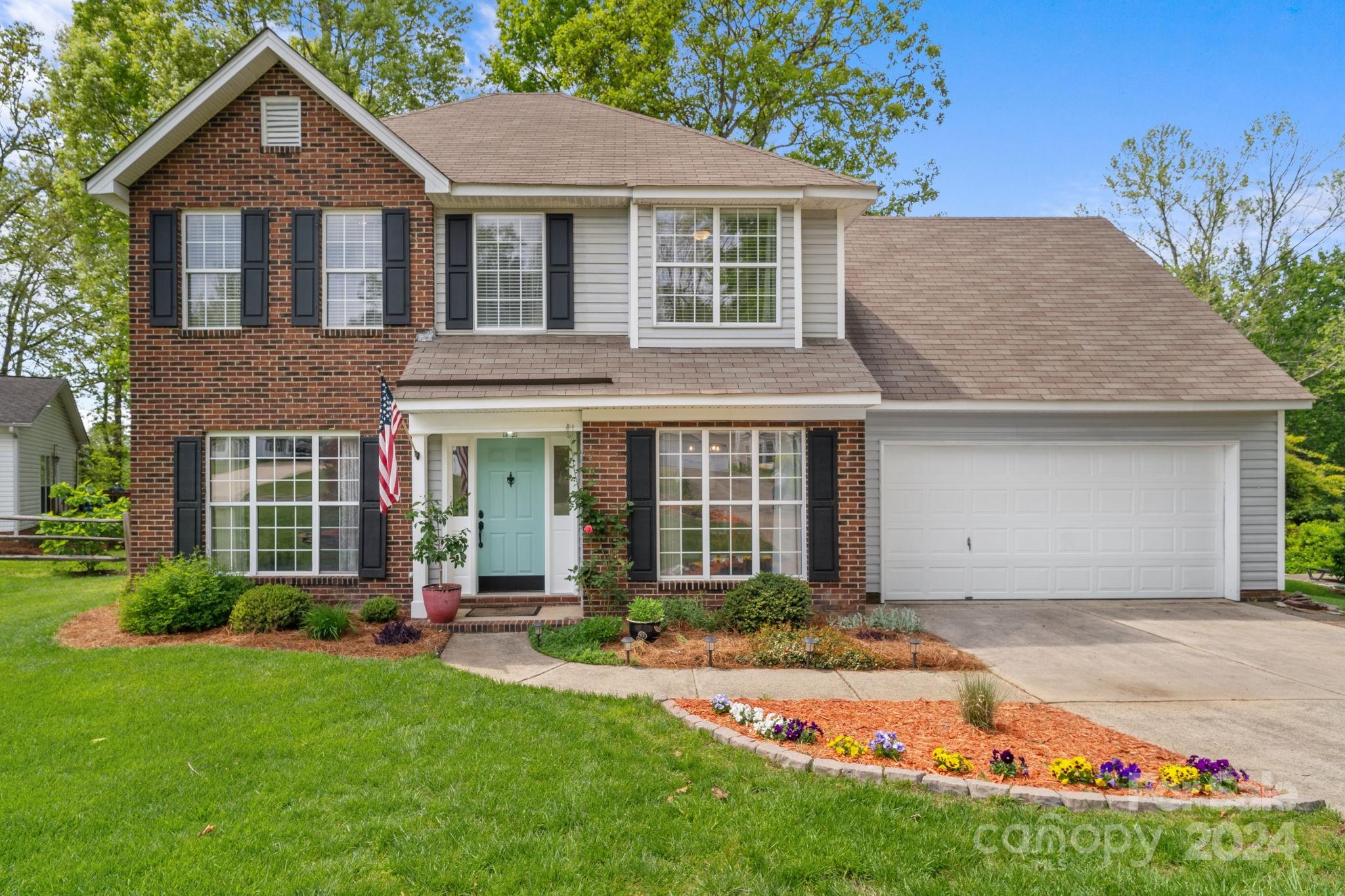 Awesome opportunity in the Whitegrove subdivision of Fort Mill. Appreciate the curb appeal every time you arrive and relax in the backyard space that every entertainer hopes for. The landscaping, giant deck and swimming pool set the scene for lots of Summer fun. The home's layout is both functional and flexible with spaces downstairs for dining & living and bedrooms & a bonus room upstairs. The bonus room could easily be used as another bedroom or guest space. Whitegrove has two ponds, walking trails and a playground. Come see this one today!