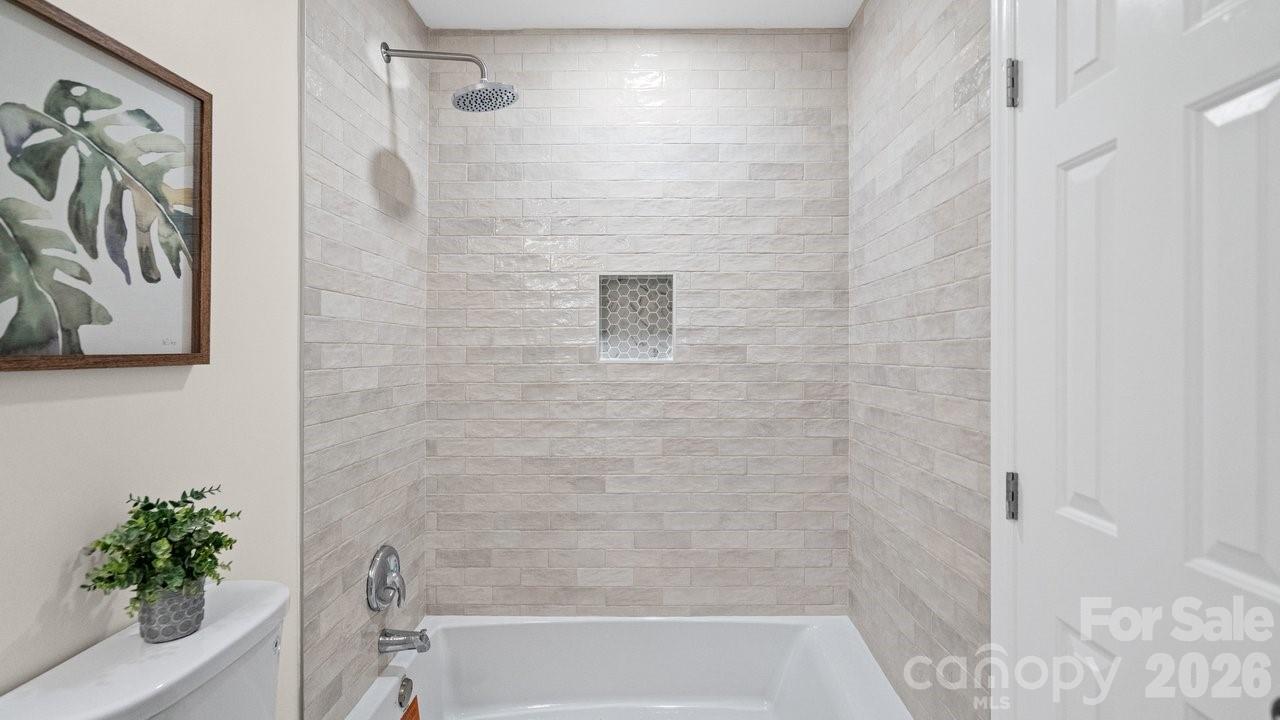 Candlewyck - Residential