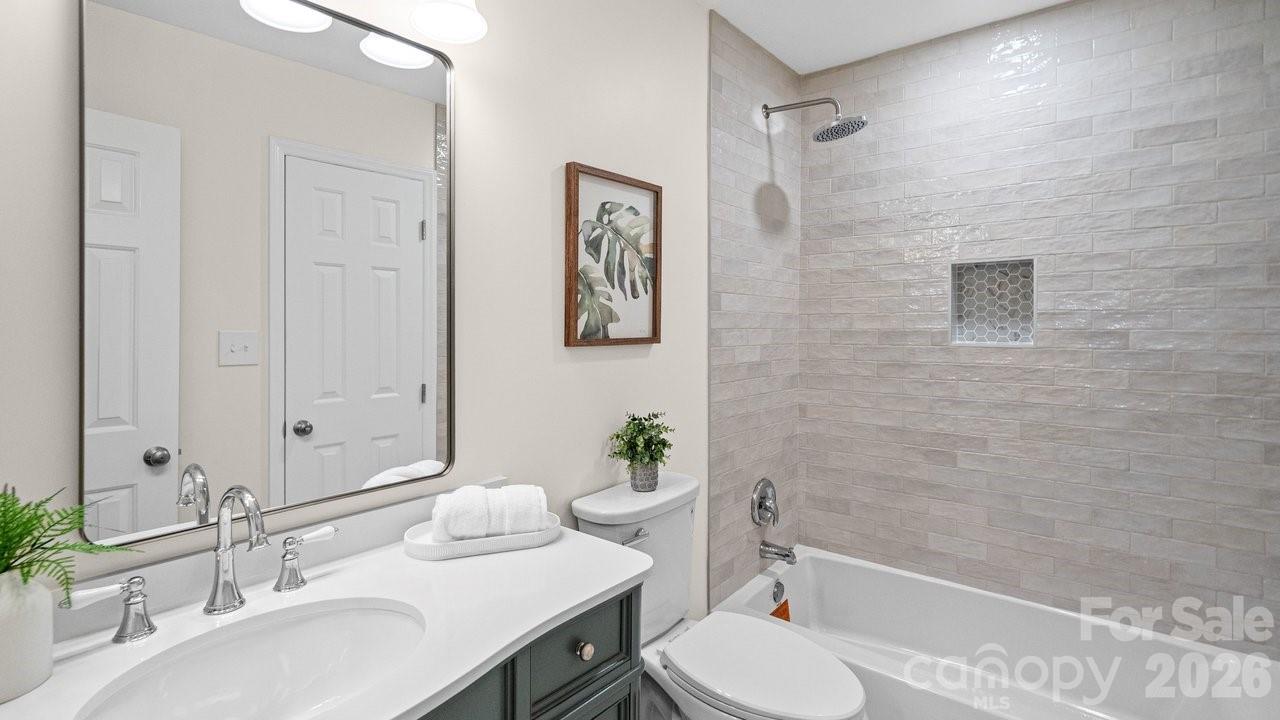 Candlewyck - Residential