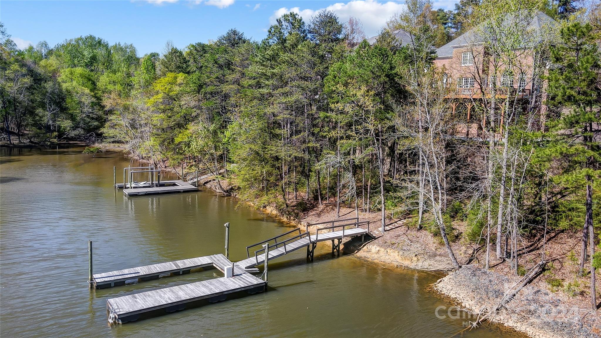 Lake Shore - Residential