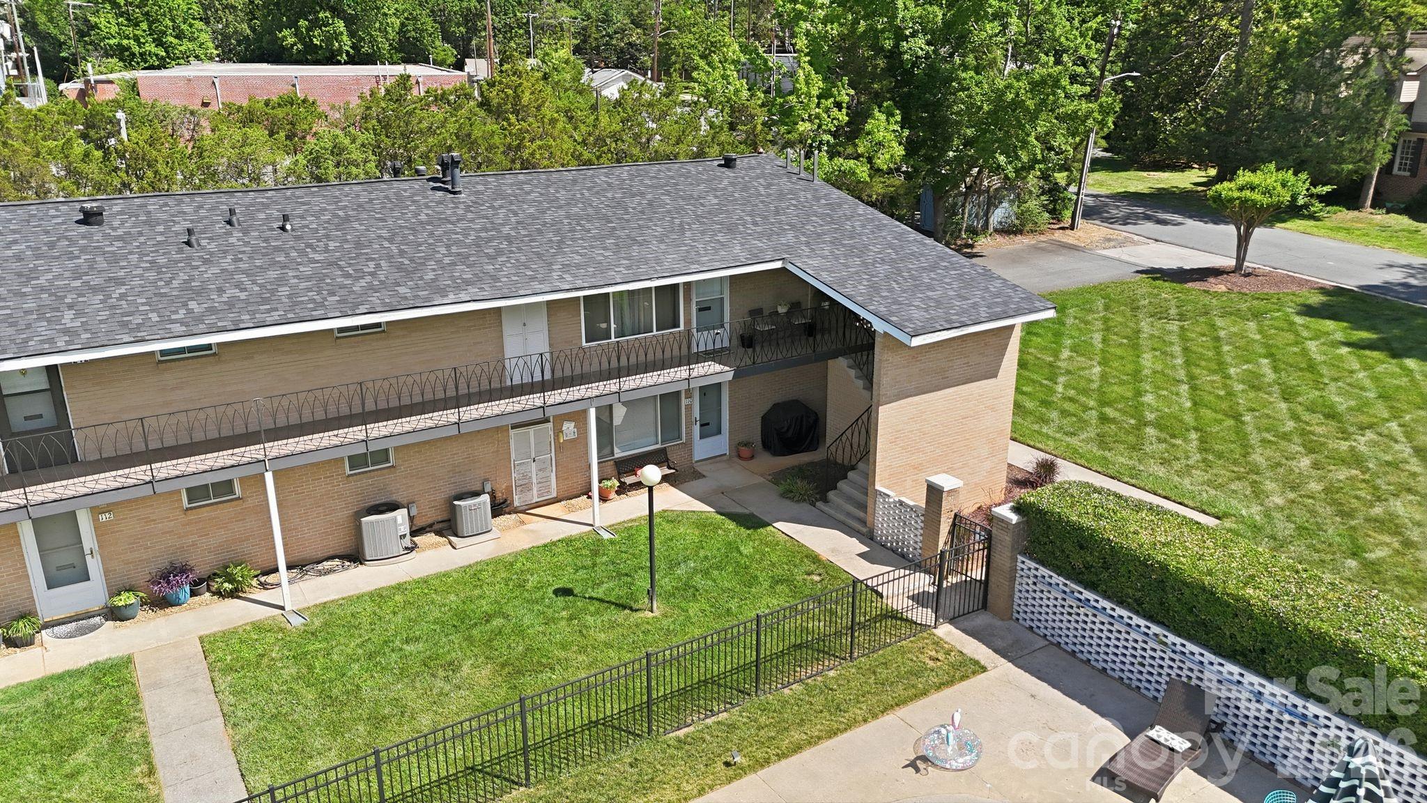 Tropicana - Residential