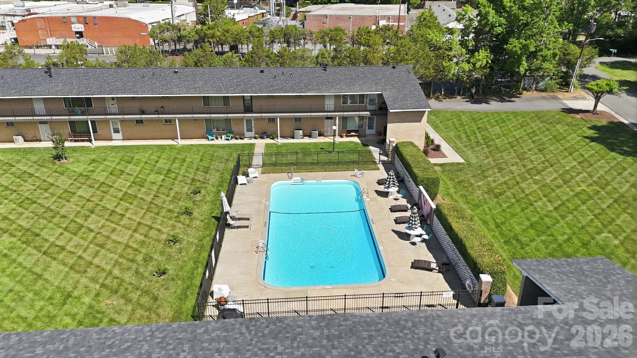 Tropicana - Residential