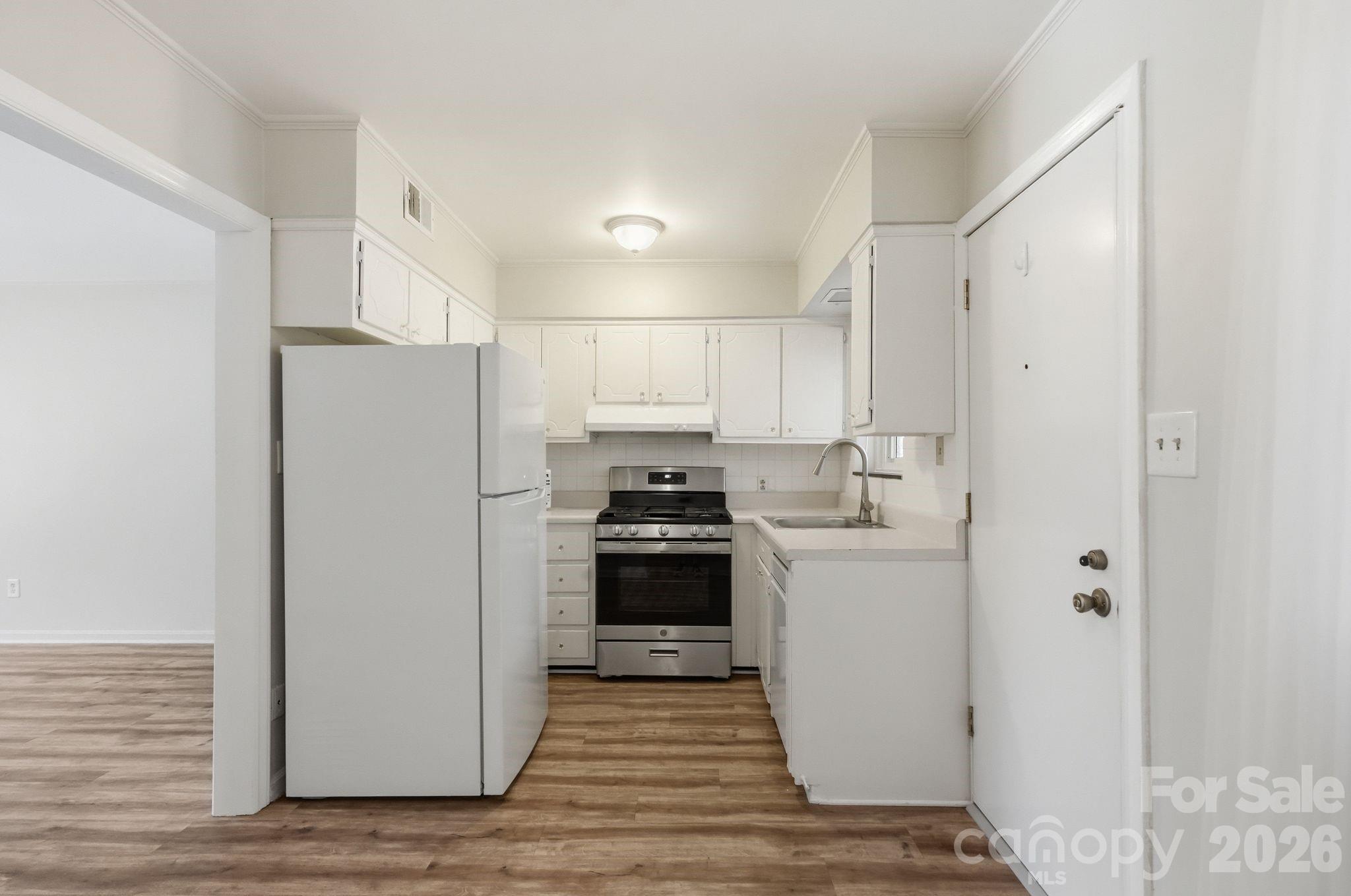 Tropicana - Residential