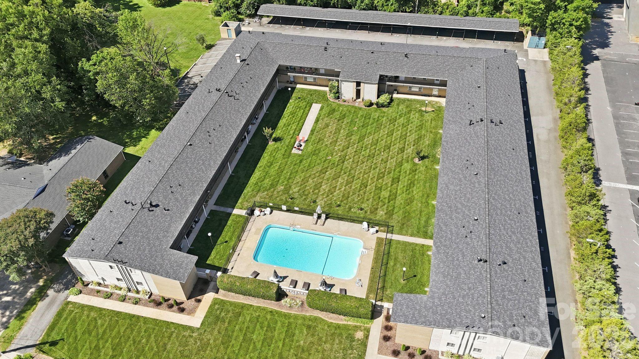 Tropicana - Residential