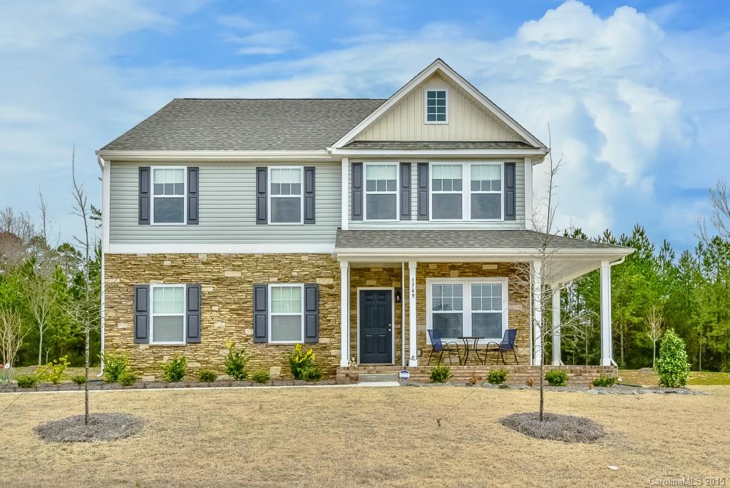 Ellis Pond - Residential