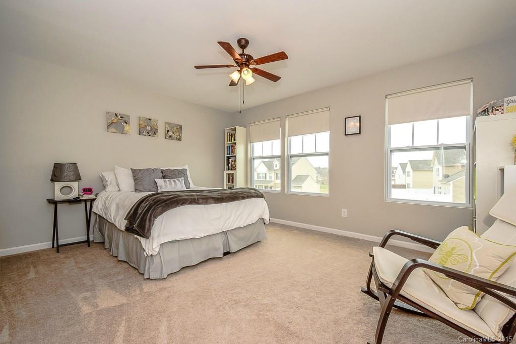Ellis Pond - Residential