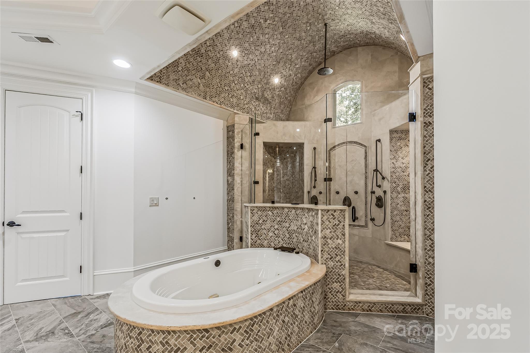 Chatelaine - Residential