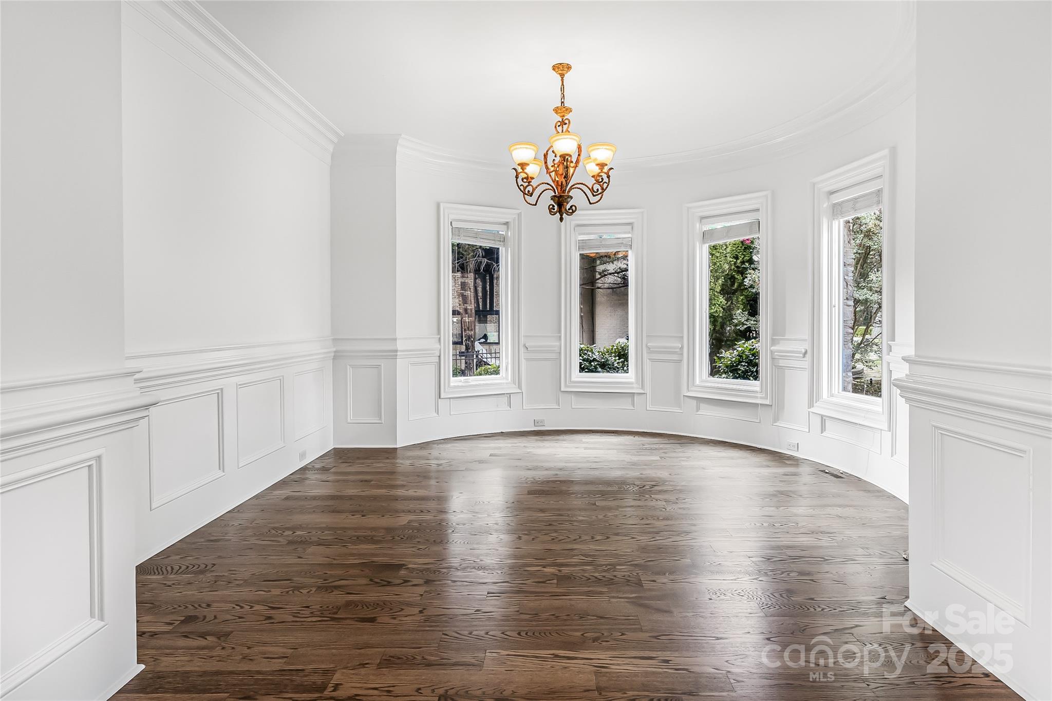 Chatelaine - Residential