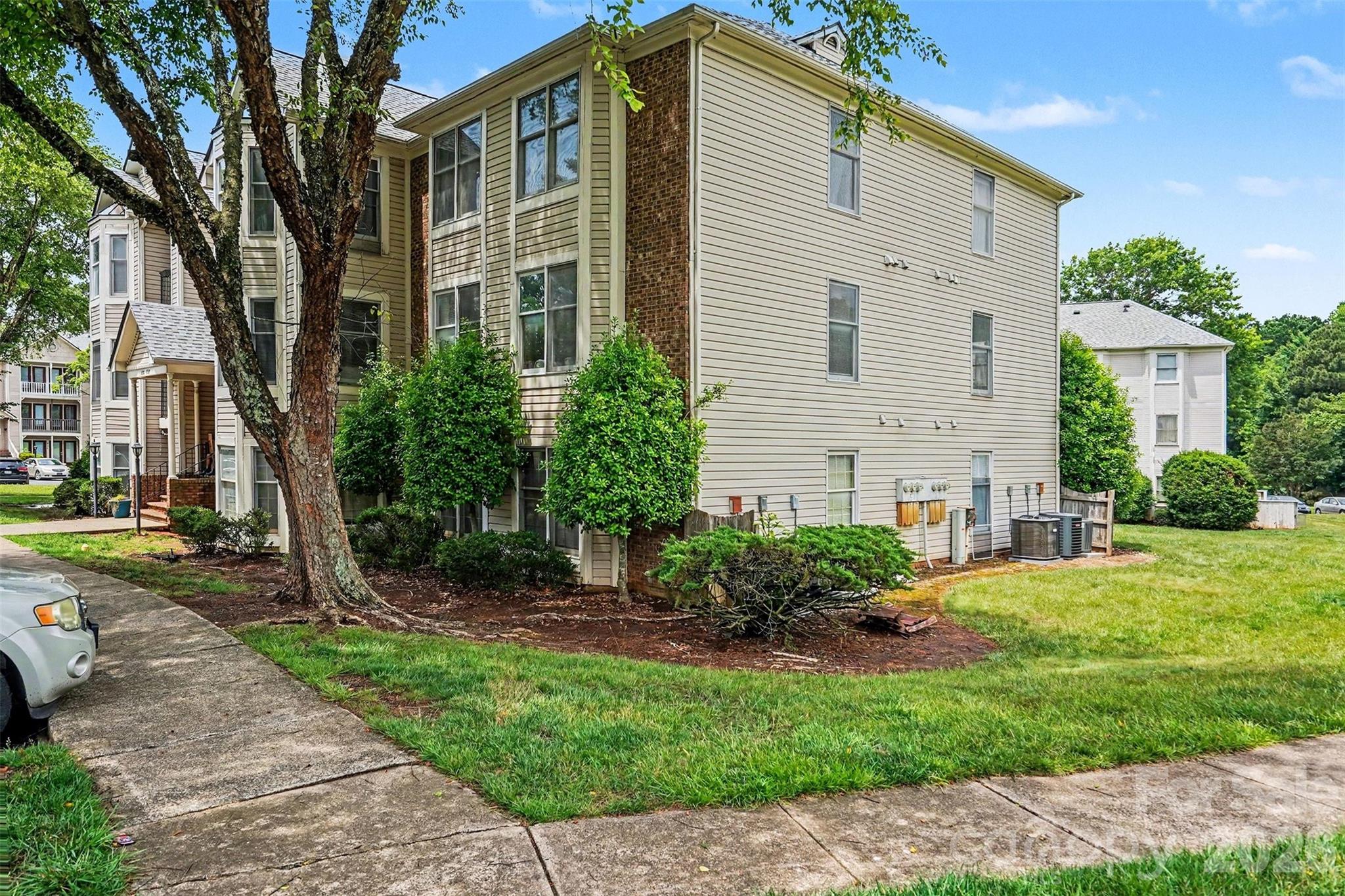 Rosecroft - Residential