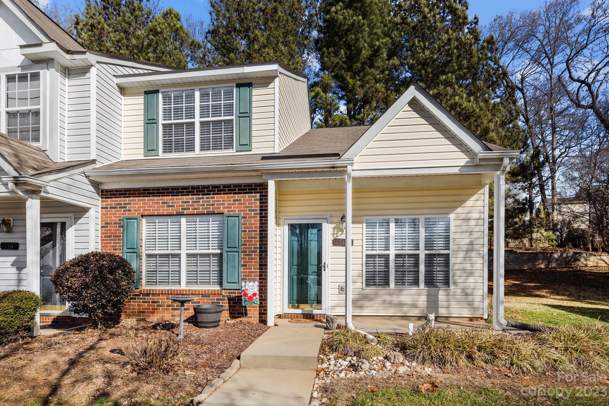 The Townes at River Crossing - Residential