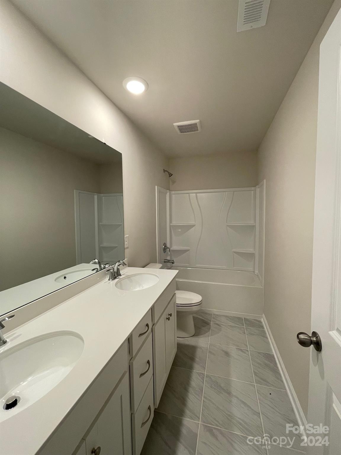 Elizabeth - Residential