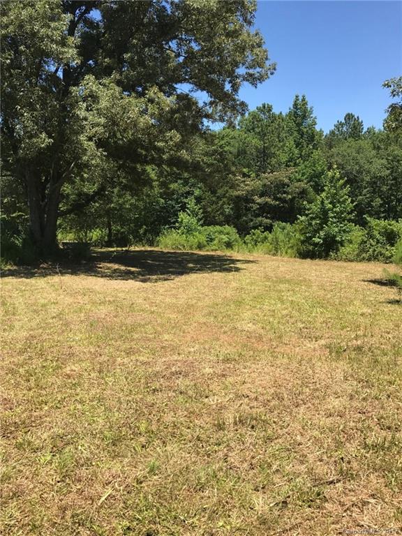 Beatiful 5.5 acre lot, partially cleared with mature hardwood trees. This land is a must see!!