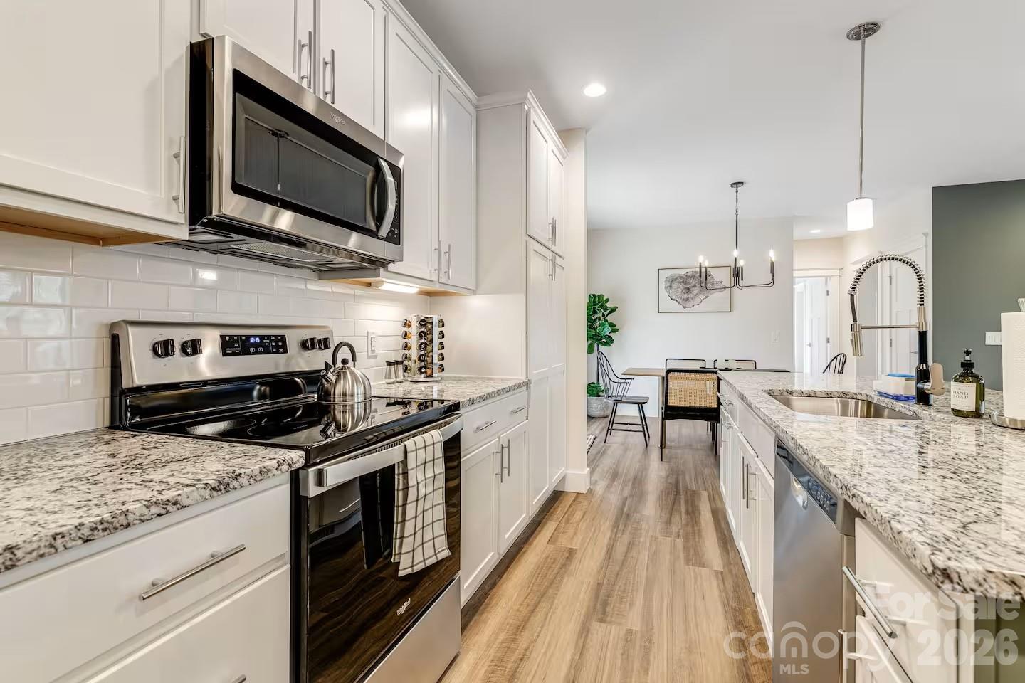 Cascade Ridge - Residential