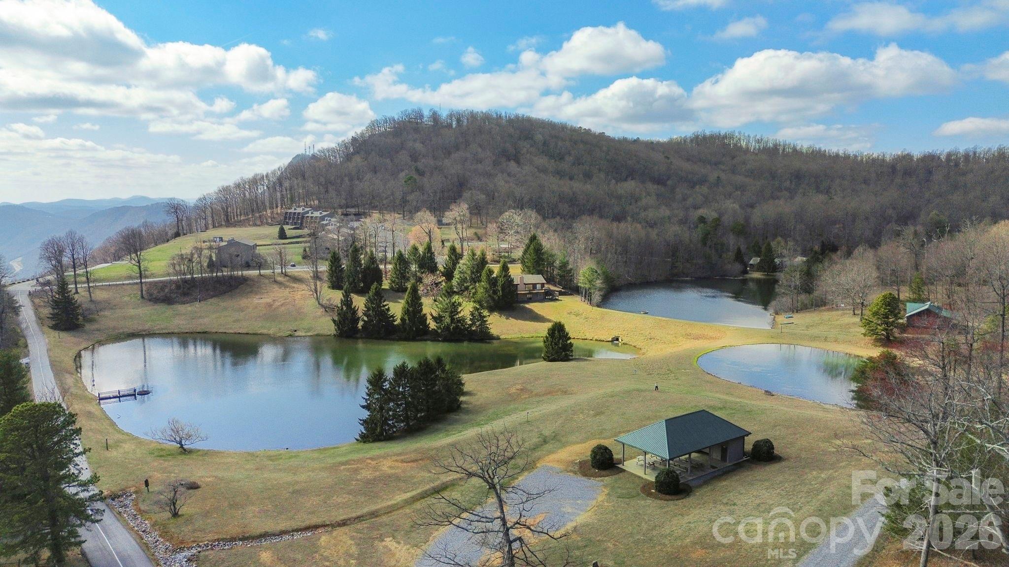 White Oak Mountain - Land