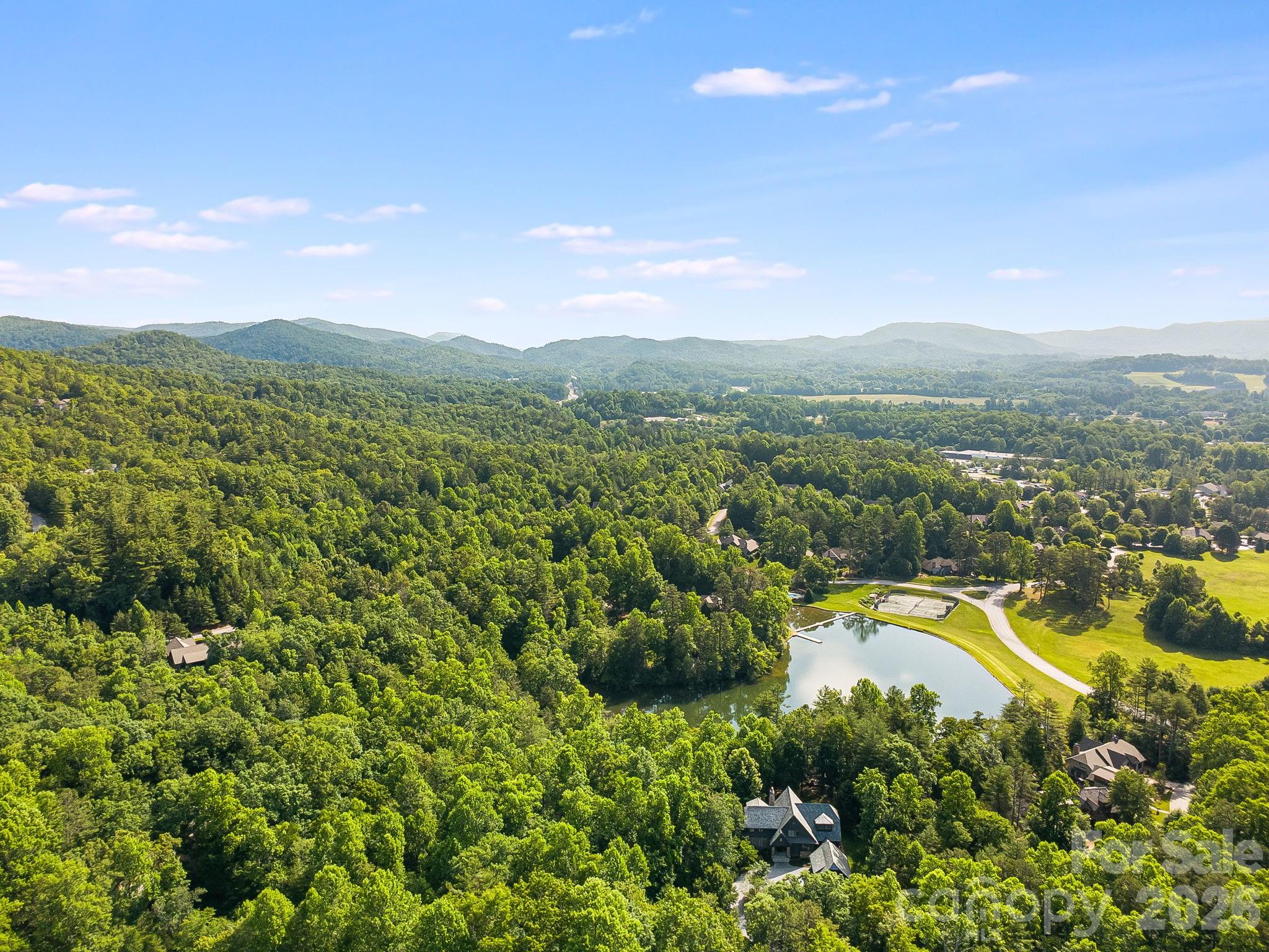 Straus Park - Land