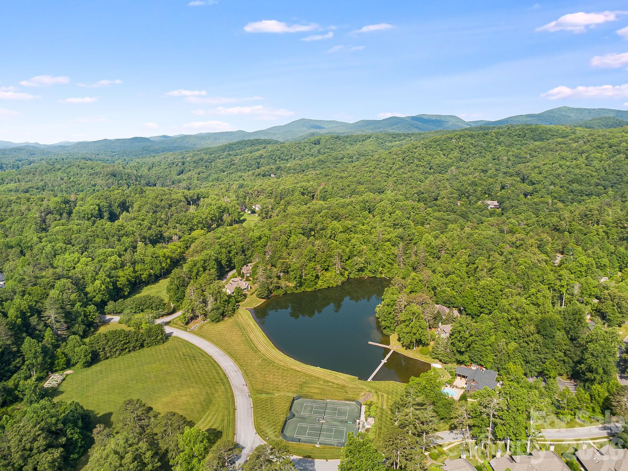 Straus Park - Land