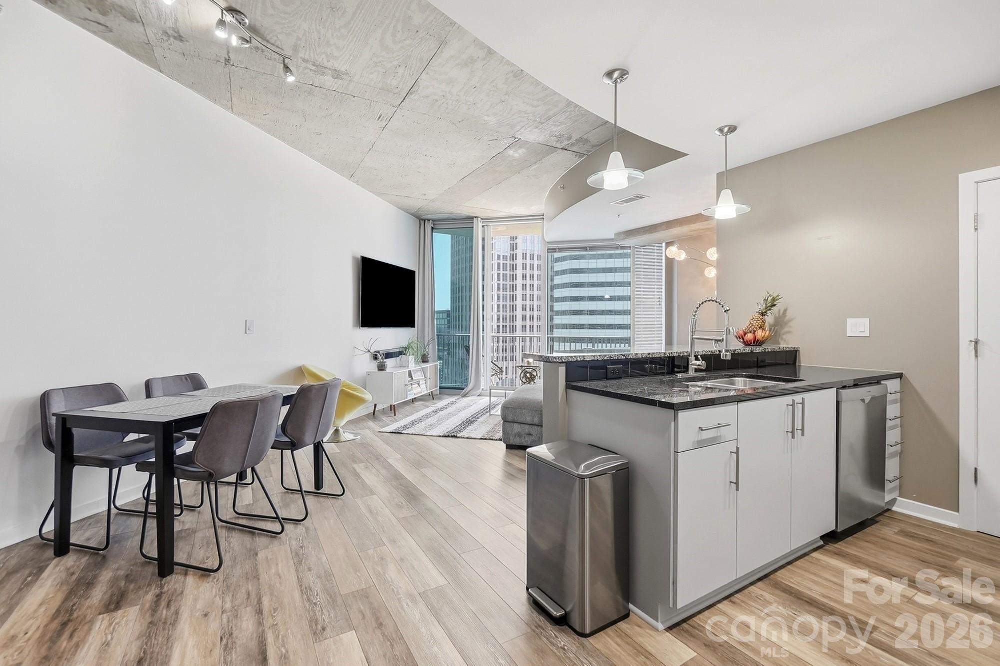Avenue Condominiums - Residential
