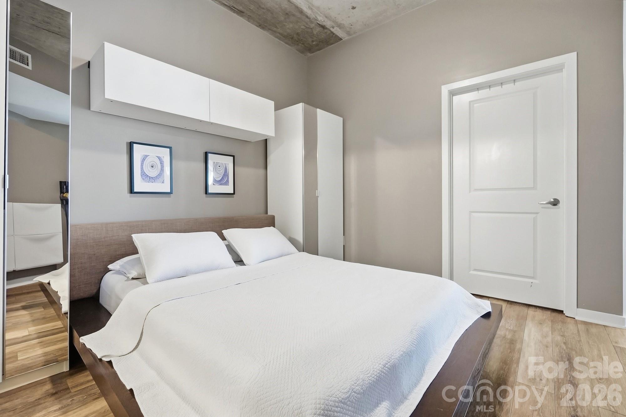 Avenue Condominiums - Residential