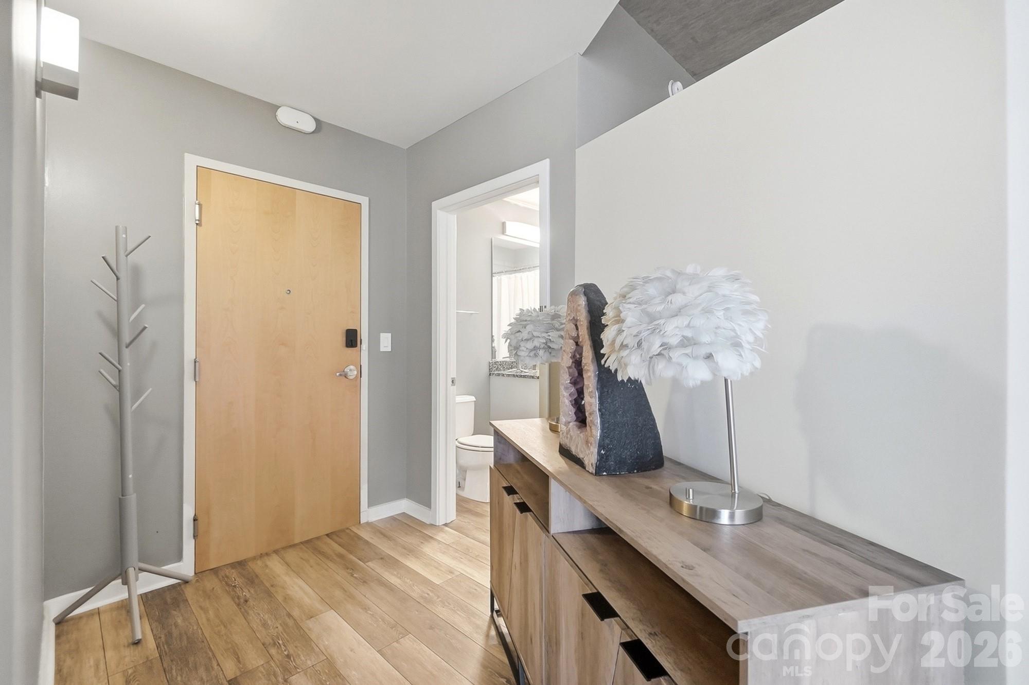 Avenue Condominiums - Residential