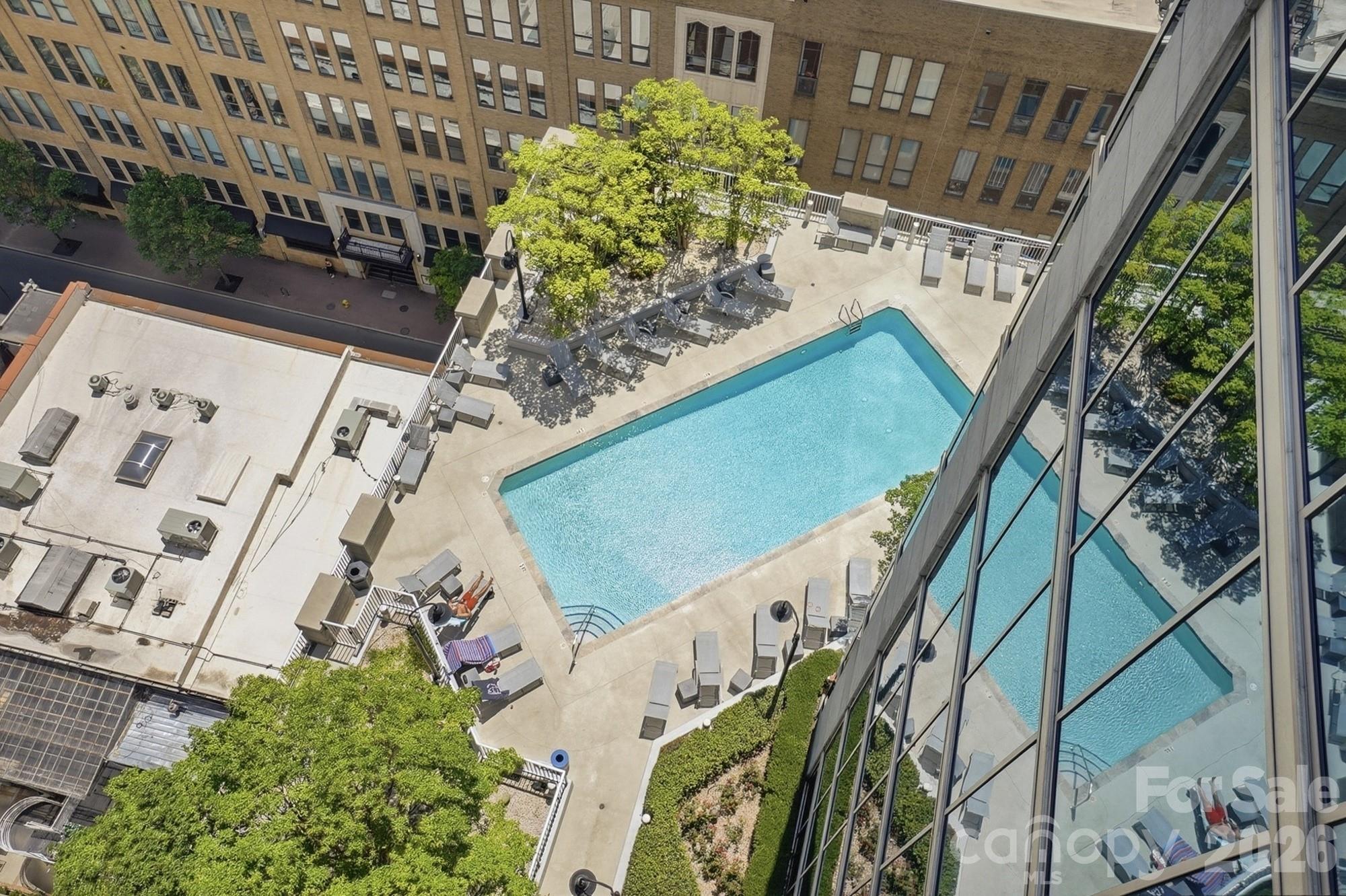 Avenue Condominiums - Residential