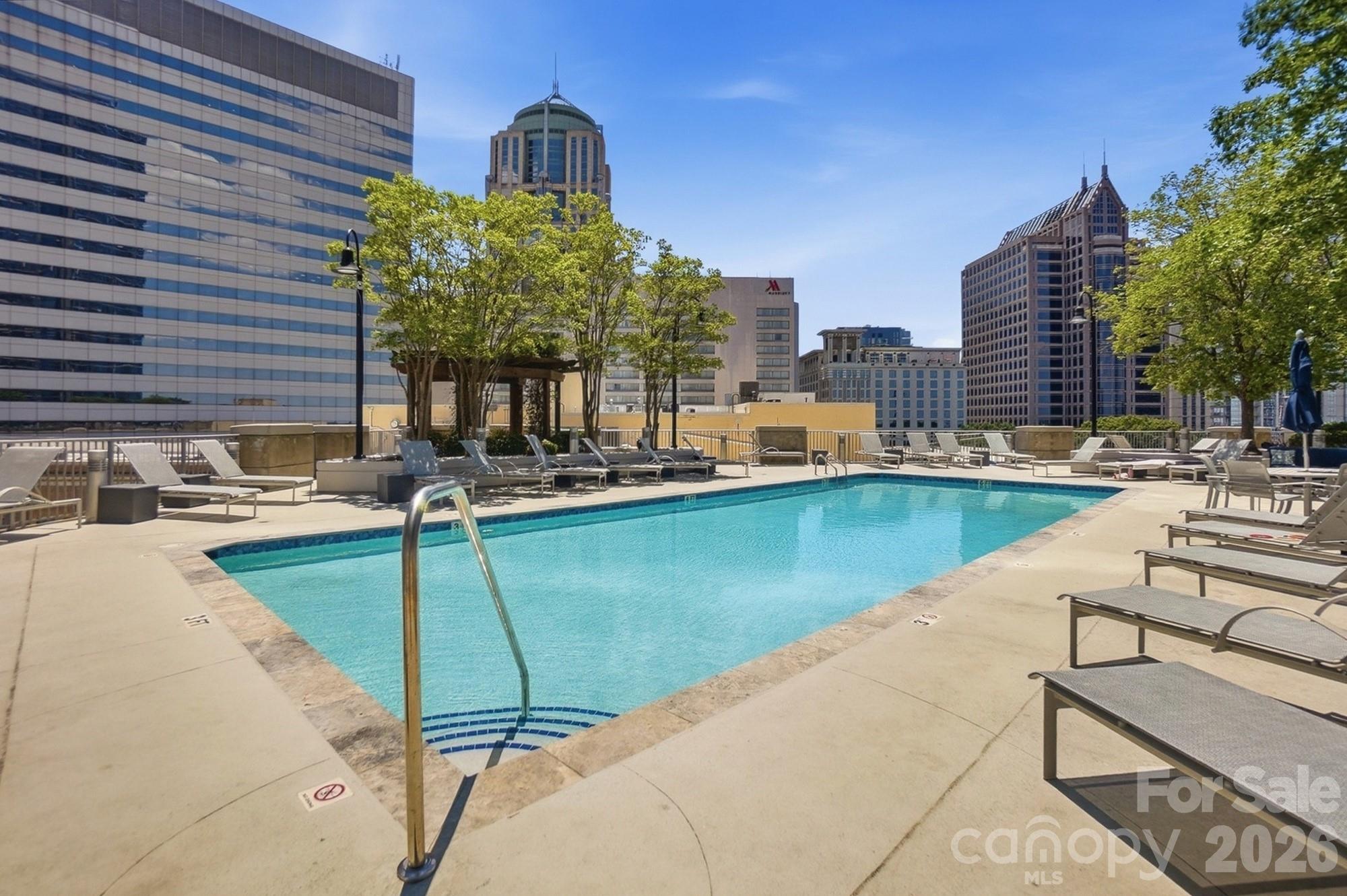 Avenue Condominiums - Residential