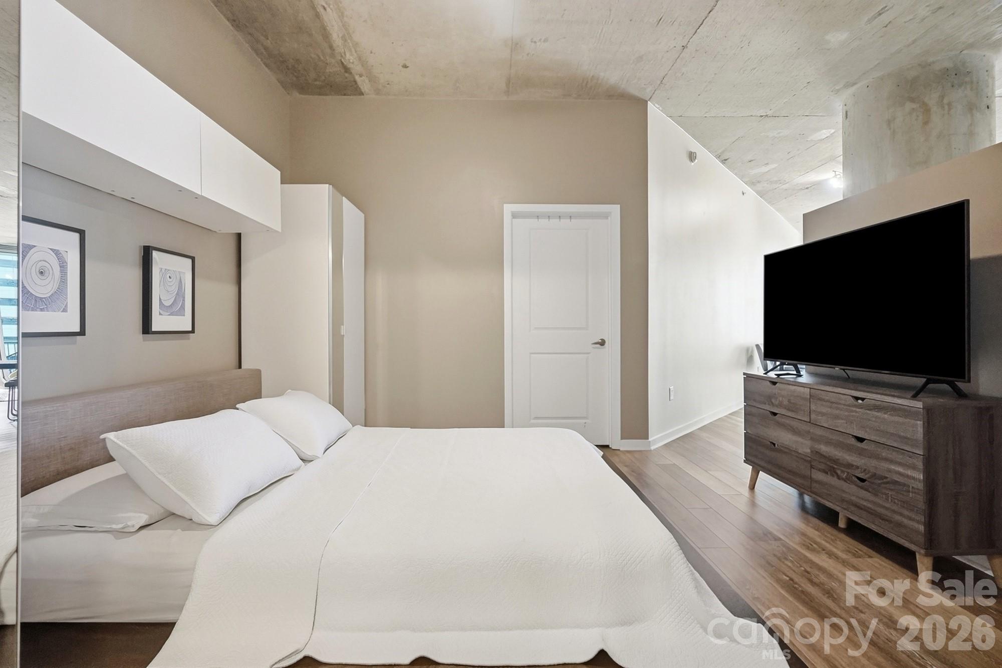 Avenue Condominiums - Residential
