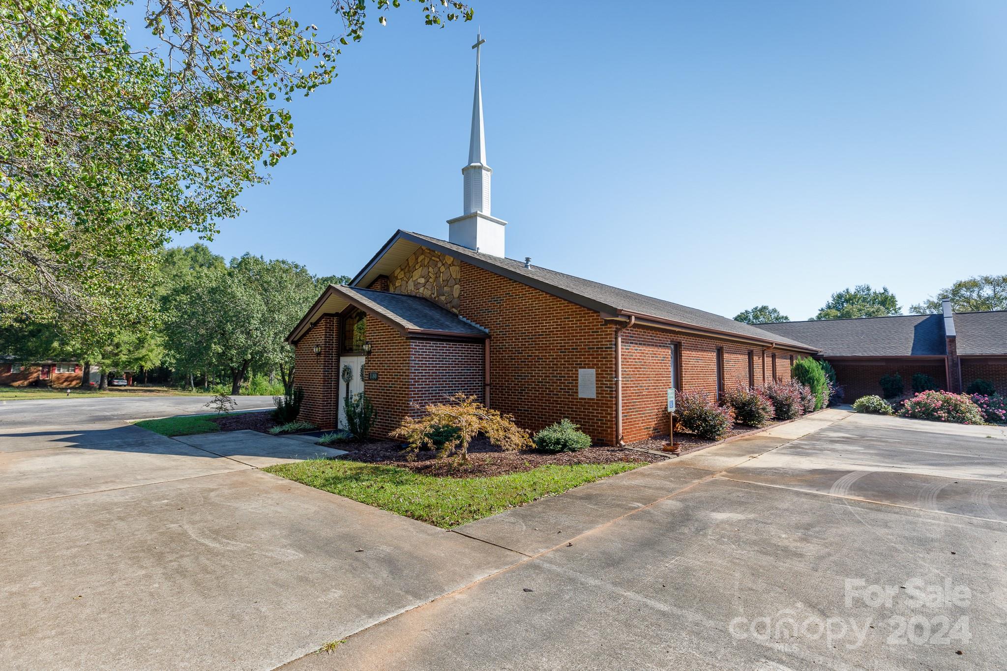Property is back on the market due to no fault to the seller. 
Church Relocating and selling this amazing property.  Property offers approximately 9504 HSF and about 6.1 acres of land.  It also offers a Kitchen, gathering areas, Children zone, 11 offices/classrooms, large spaces, a baptism pool, 6 bathrooms, basketball court, fenced playground, Covered grilling space, carport and 45plus parking spaces.  This property has so much to offer for your church and its ministry.   
Don't wait call today to set up a tour.
