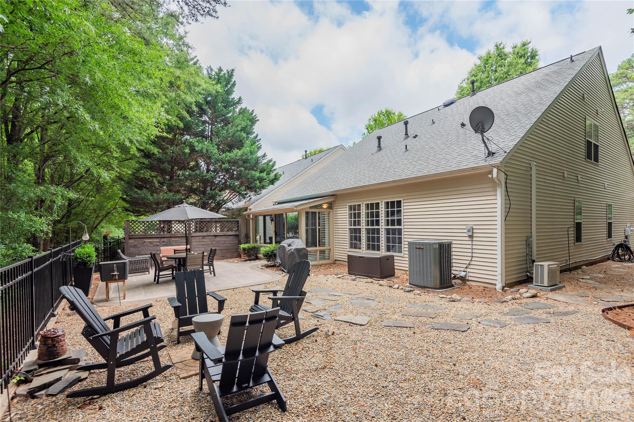 Matthews Ridge - Residential