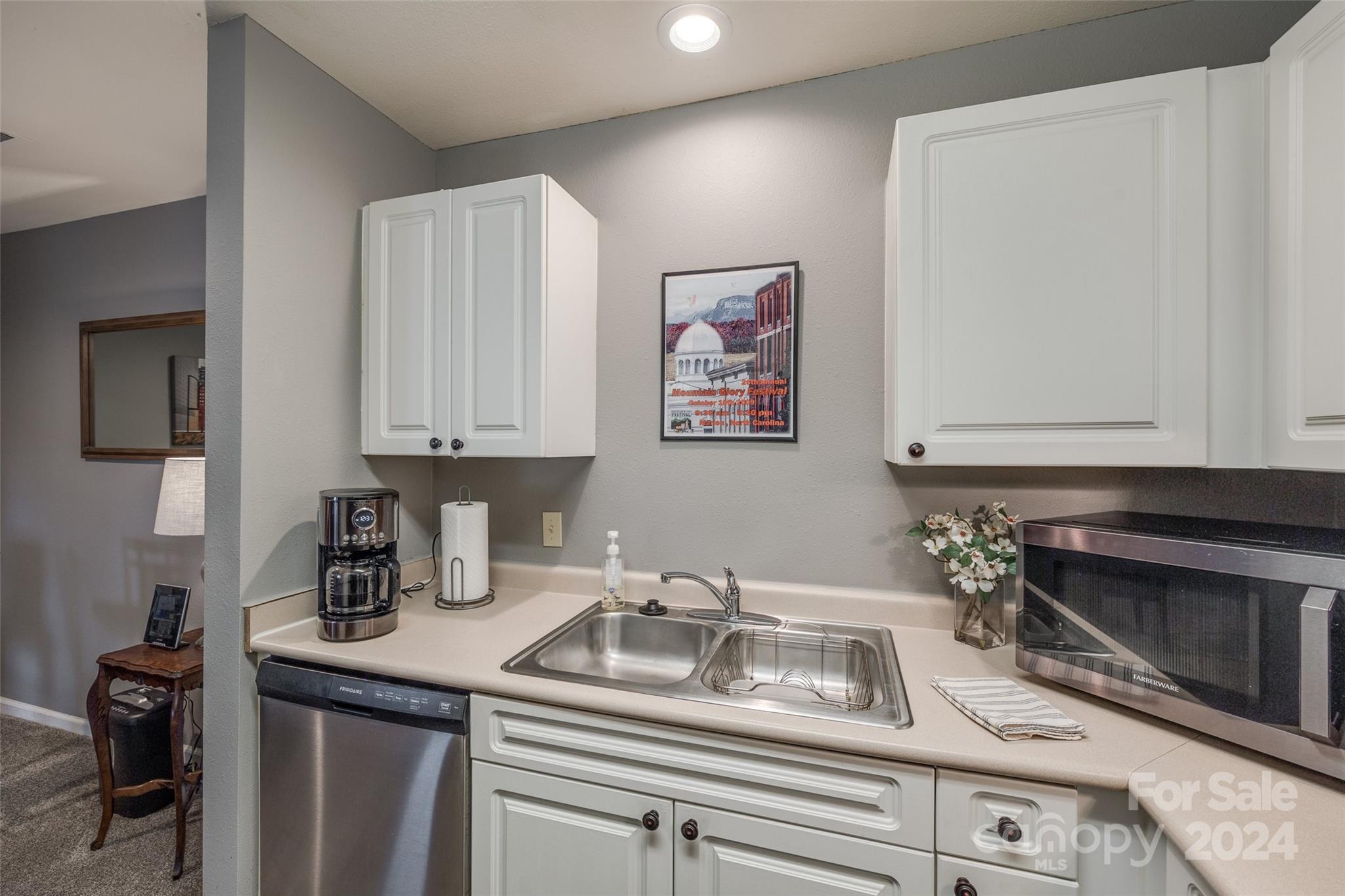 Hamiltons Bay - Residential