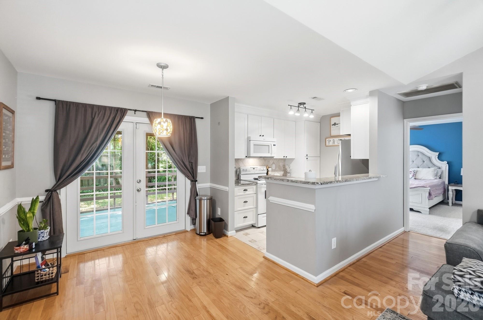 Cedarcroft - Residential