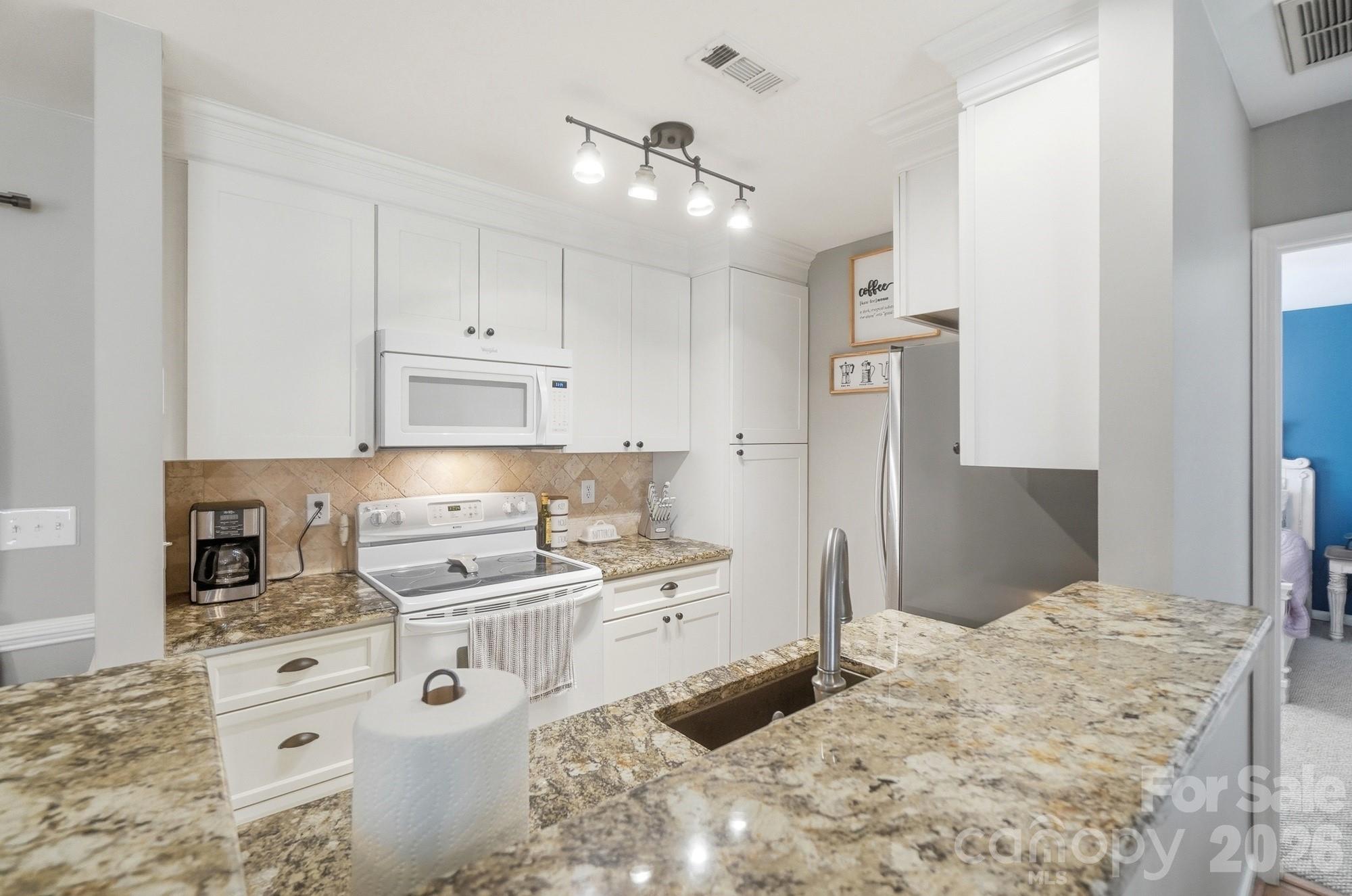 Cedarcroft - Residential