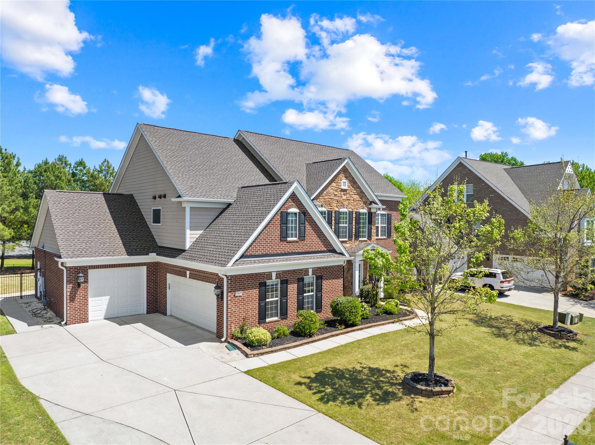 The Chimneys of Marvin - Residential