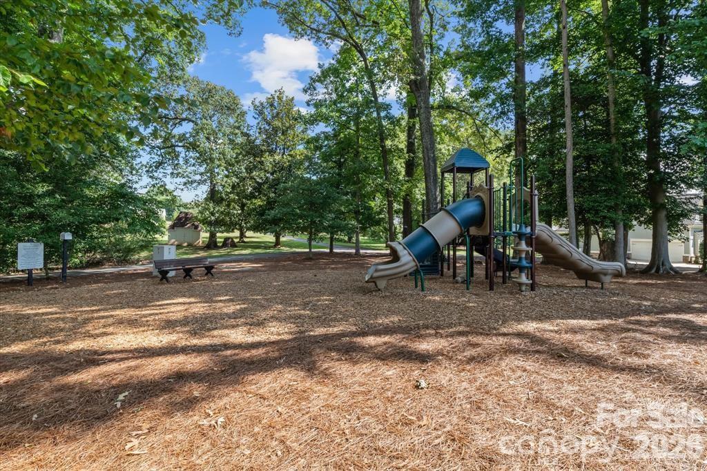 McLean - South Shore - Residential