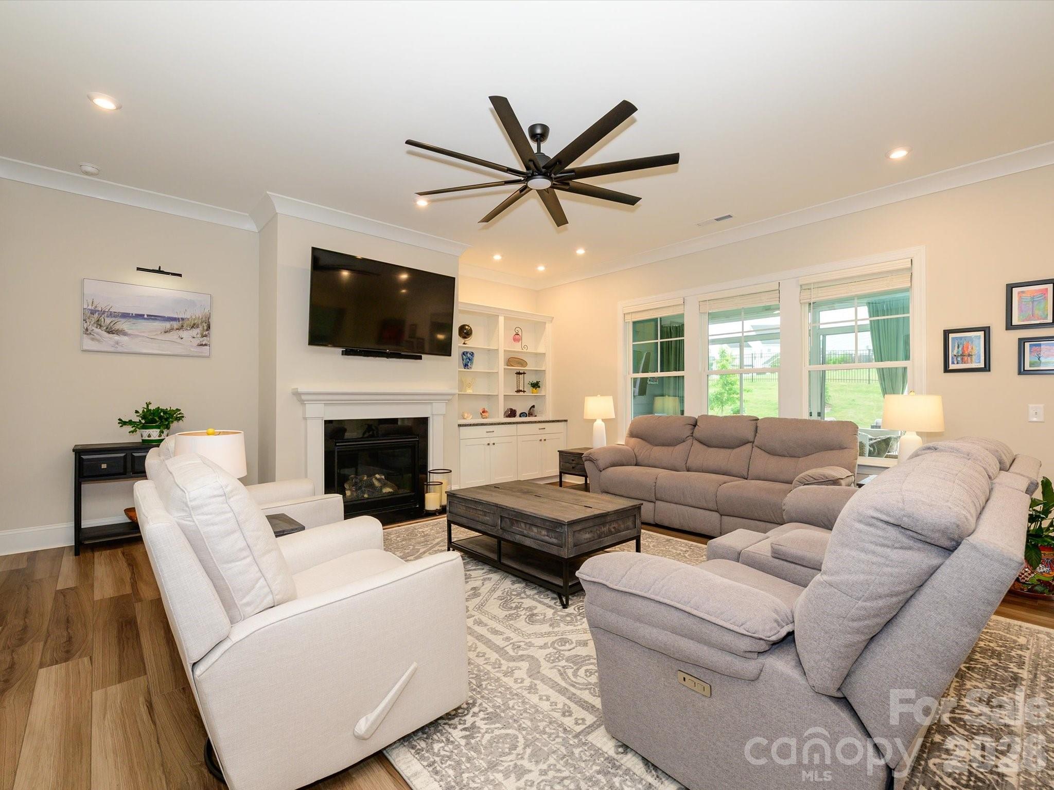 McLean - South Shore - Residential