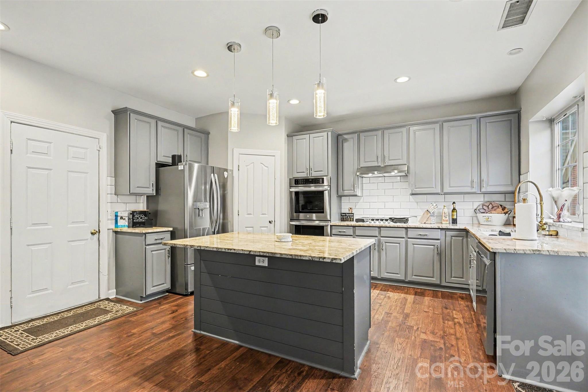 Highland Creek - Residential
