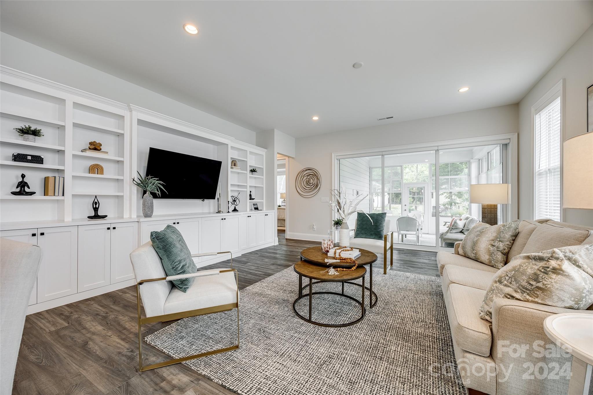 Regency at Palisades - Residential