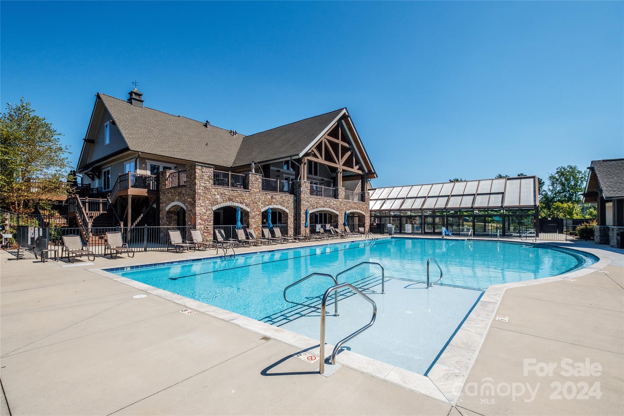 Regency at Palisades - Residential