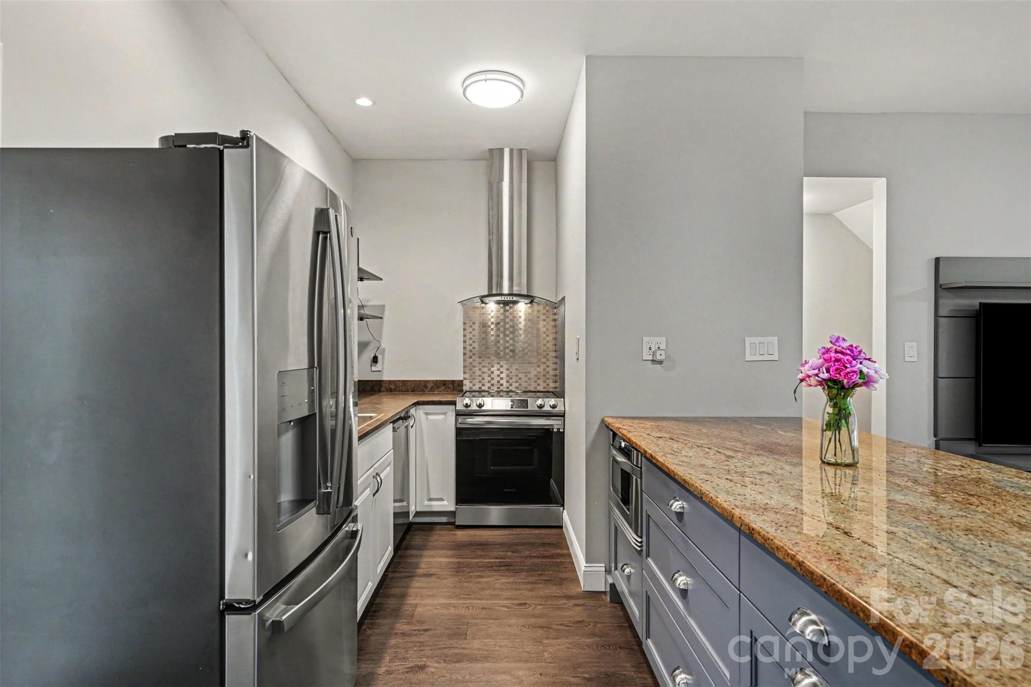 Tenth Avenue - Residential
