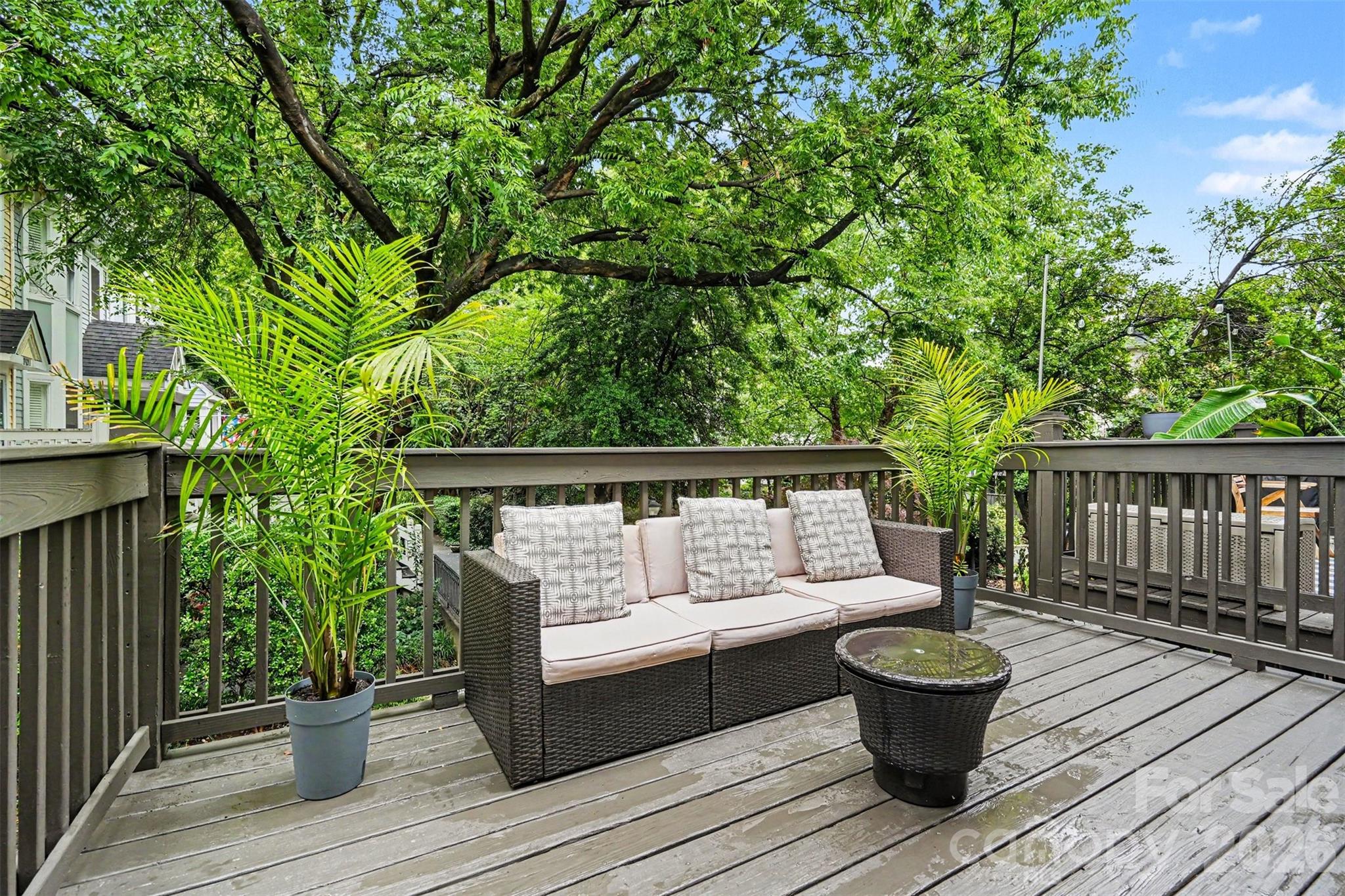 Tenth Avenue - Residential