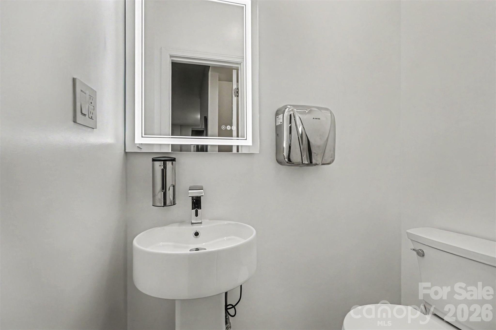 Tenth Avenue - Residential