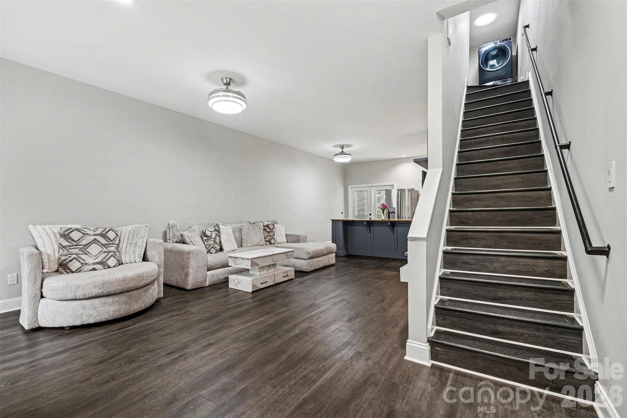 Tenth Avenue - Residential