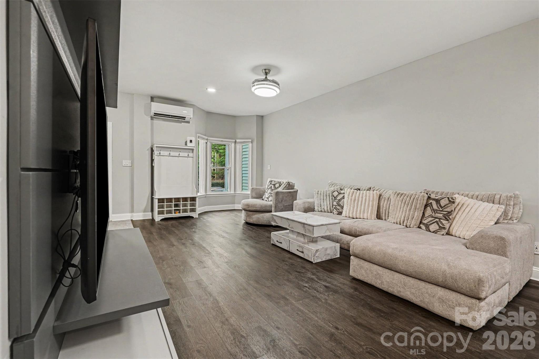 Tenth Avenue - Residential