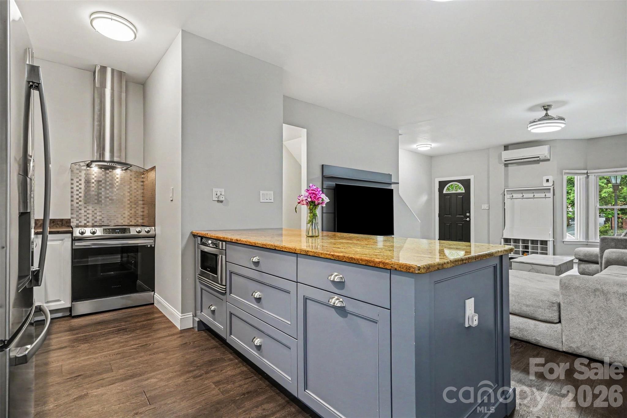 Tenth Avenue - Residential