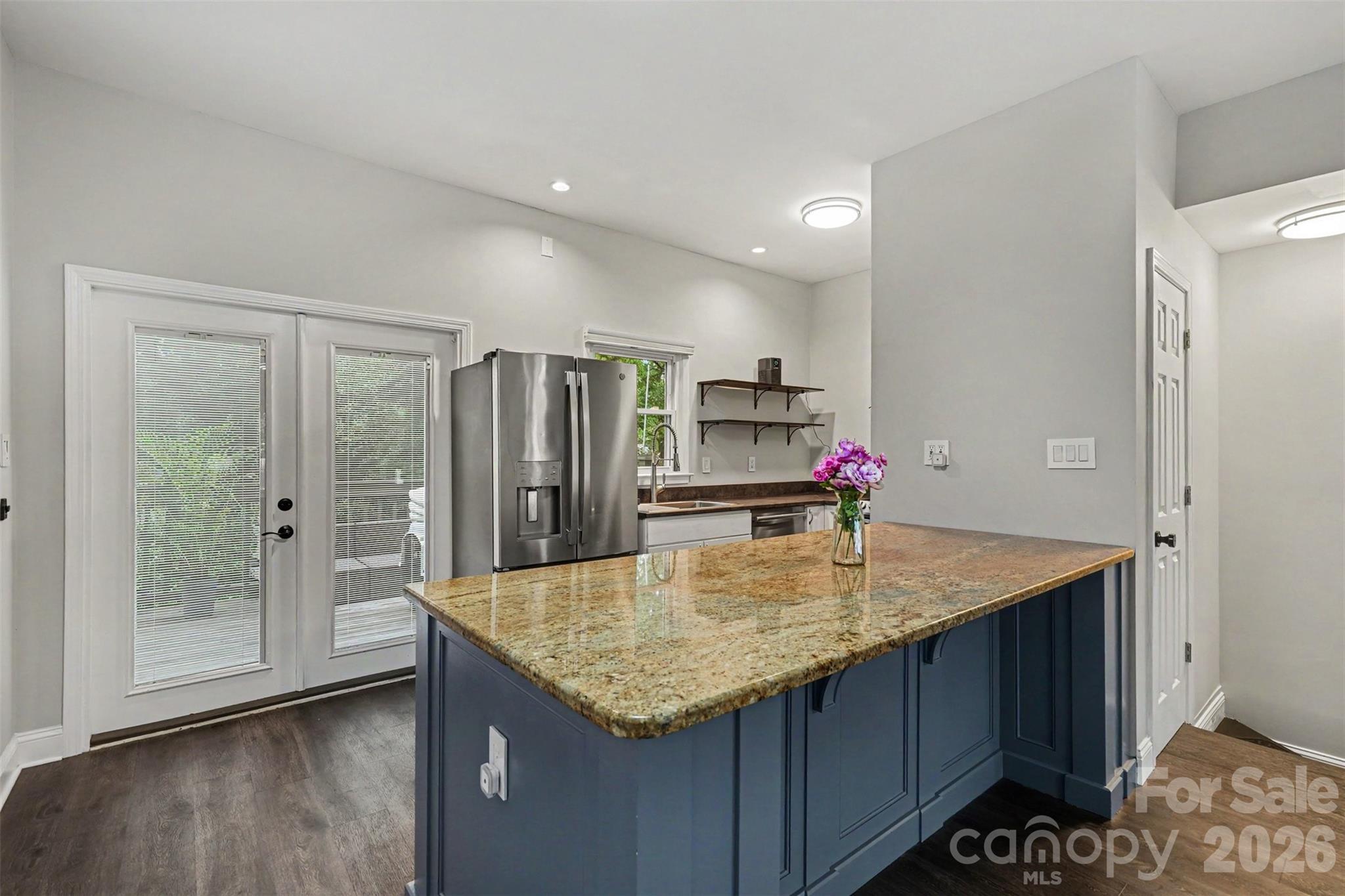 Tenth Avenue - Residential